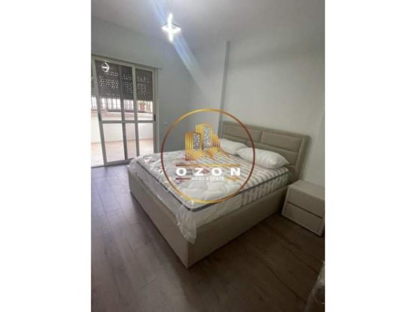 Tirane, jepet me qera apartament 2+1 Kati 2, 92 m² 650 Euro (Rruga e Bogdaneve)