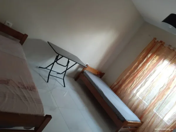 Tirane, jepet me qera Vile Vile 3 Katshe Kati 3, 120 m² 590 € (Rruga Elbasanit)