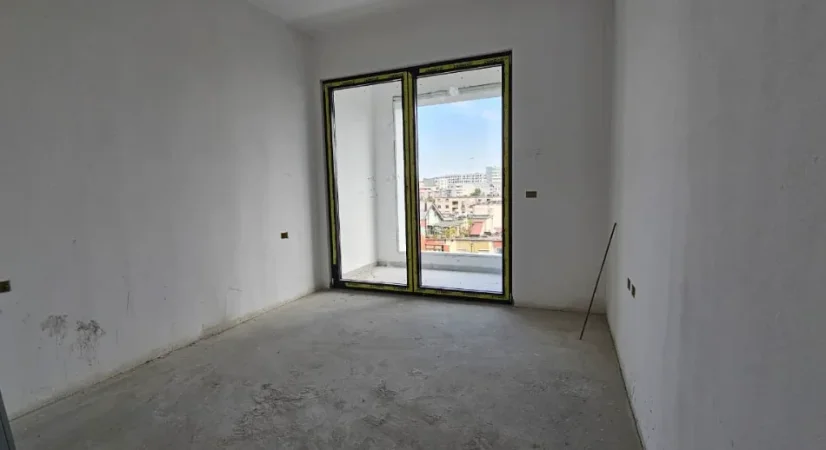 Tirane, shitet apartament 2+1 , 109 m² 326.400 € 