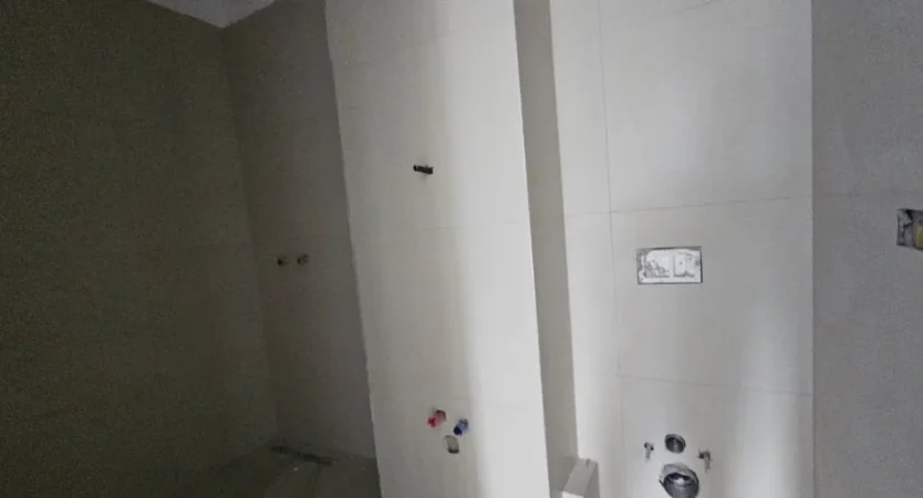 Tirane, shitet apartament 2+1 , 109 m² 326.400 € 