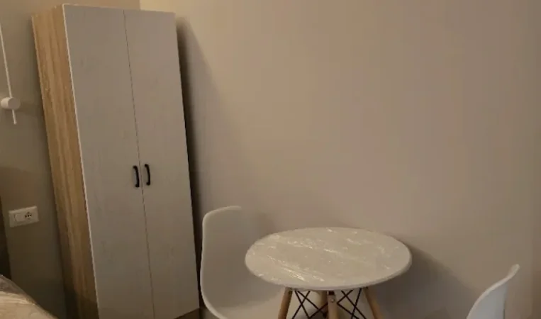 Tirane, jepet me qera garsonier Studio Kati 4, 400 € 