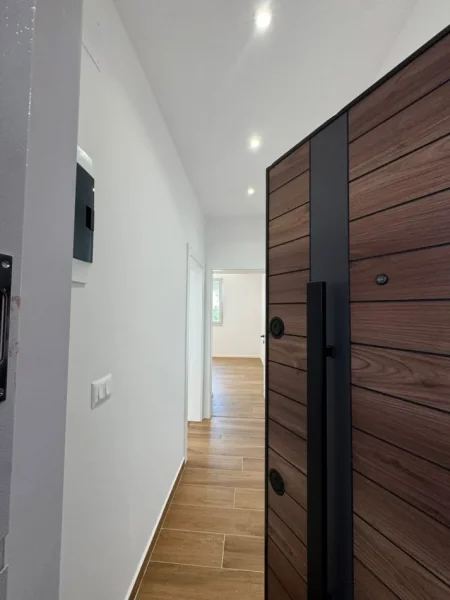 Tirane, shitet apartament 2+1 Kati 4, 64 m² 168.000 € (Rruga Bardhyl)