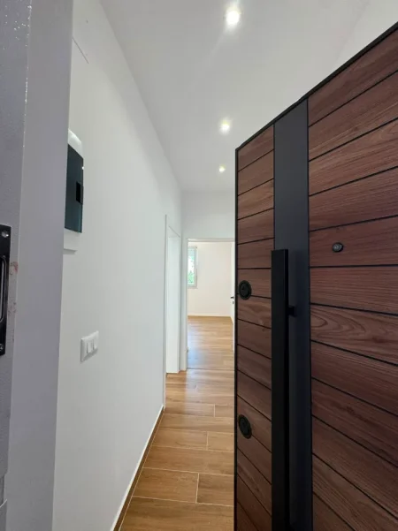 Tirane, shitet apartament 2+1+Aneks+Ballkon Kati 4, 64 m² 168.000 € (Rruga Bardhyl)