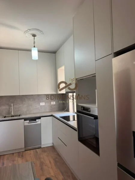 Apartament me qera ,i rikonstruktuar 1+1 - Selite D8241A-165