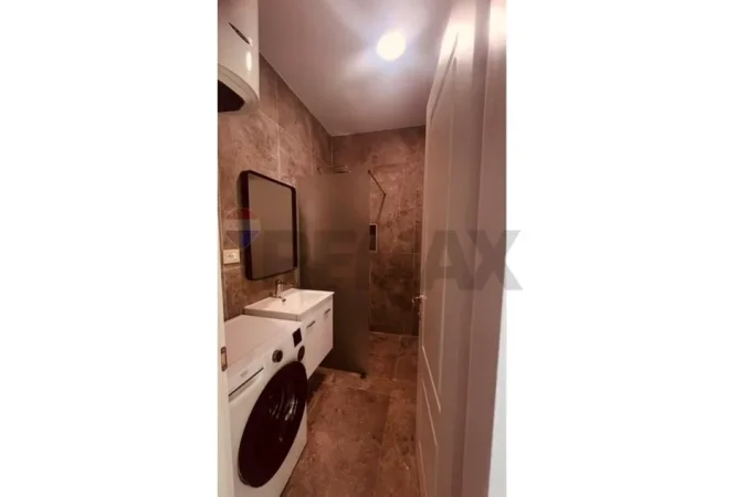 Tirane, jepet me qera apartament , 82 m² 500 € (Ish Frigoriferi)