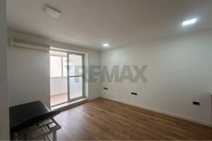 Tirane, jepet me qera , 72 m² 850 € 
