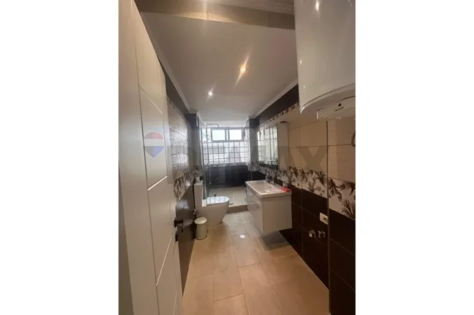Tirane, jepet me qera , 72 m² 850 € 