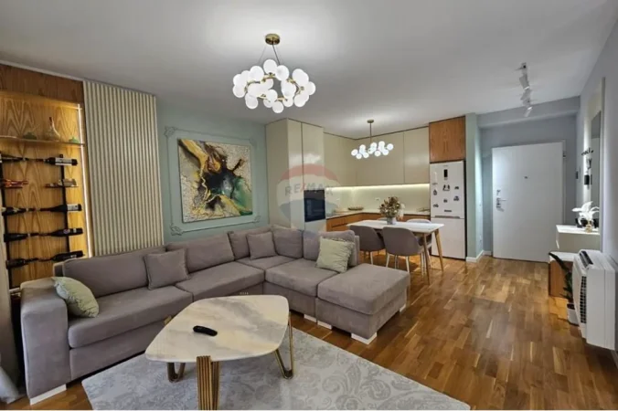 Tirane, jepet me qera apartament , 75 m² 950 € 