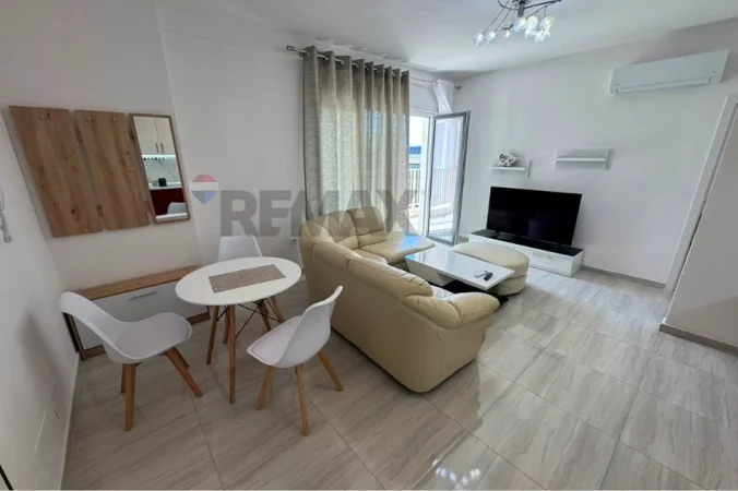 Tirane, jepet me qera apartament , 74 m² 690 € 