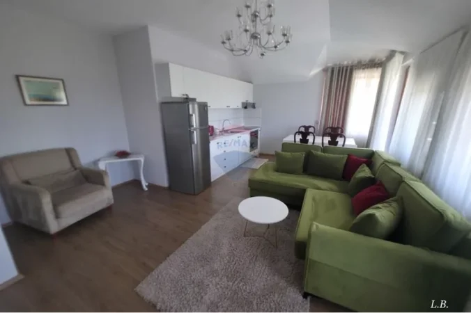 Tirane, jepet me qera apartament , 110 m² 800 € 