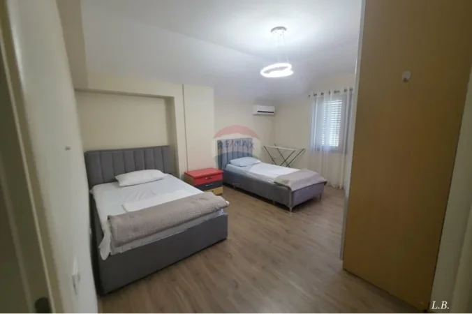 Tirane, jepet me qera apartament , 110 m² 800 € 
