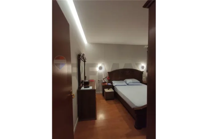 Tirane, jepet me qera apartament , 73 m² 640 € 