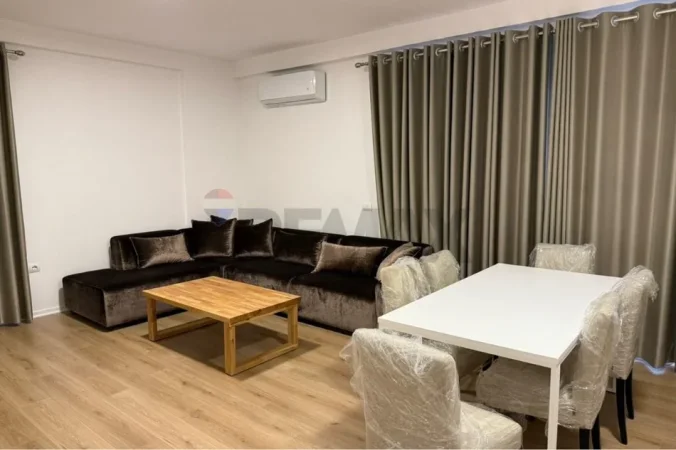 Tirane, jepet me qera apartament Kati 7, 100 m² 1.000 € 