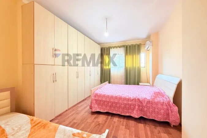 jepet me qera apartament , 115 m² 650 €