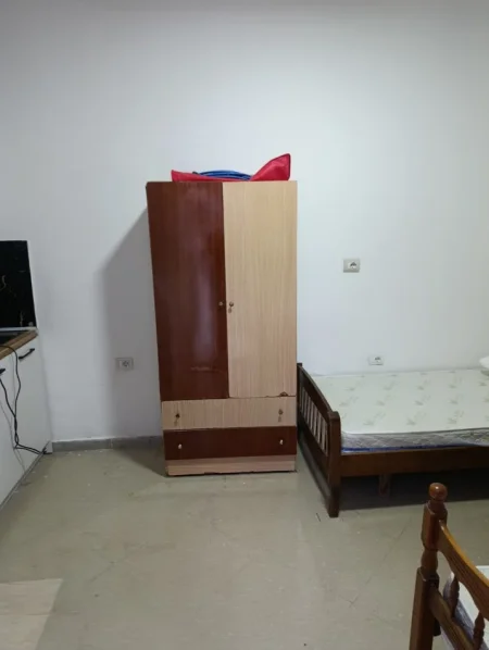 Tirane, jepet me qera apartament Studio Kati 1, 40 m² 300 € (Qyteti Studenti)