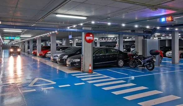 Tirane, Liste me oferta garazh | post parkimi Kati -2, 10.000 m² 40 € (Ish stacioni trenit tirane bulevardi ri)