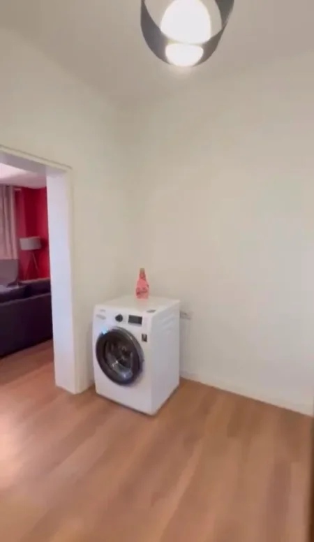 Tirane, shitet apartament 1+1 Kati 6, 80 m² 250.000 € (SQUARE 21)