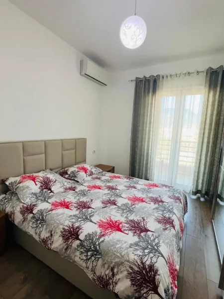 Tirane, jepet me qera apartament 2+1 Kati 12, 100 m² 700 € (Ish Hipoteka, Kompleksi Panorama)