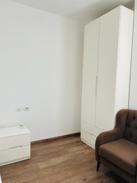 Tirane, jepet me qera apartament 2+1 Kati 12, 100 m² 700 € (Ish Hipoteka, Kompleksi Panorama)