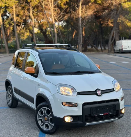 Shqiperi, shes makine Fiat Panda 4x4 1.3 Nafte 2014 Nafte, ulliri manuale Kondicioner 160 km 6.600 €