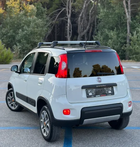 Shqiperi, shes makine Fiat Panda 4x4 1.3 Nafte 2014 Nafte, ulliri manuale Kondicioner 160 km 6.600 €
