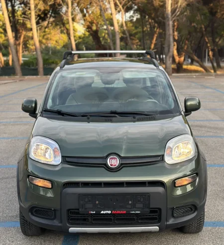 Vlore, shes makine Fiat Panda 4x4 1.3 Nafte 2014 Nafte, ulliri Klima 191 km 6.600 €
