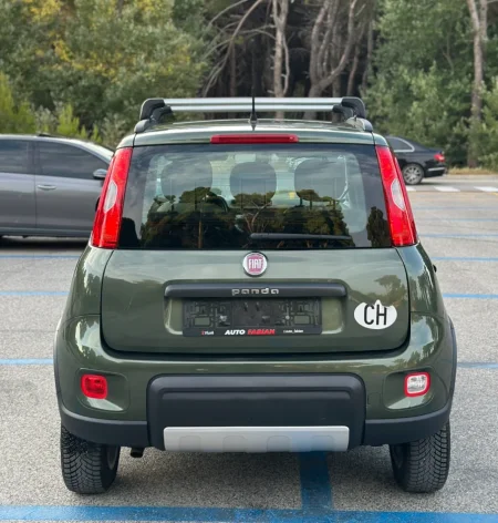 Vlore, shes makine Fiat Panda 4x4 1.3 Nafte 2014 Nafte, ulliri Klima 191 km 6.600 €