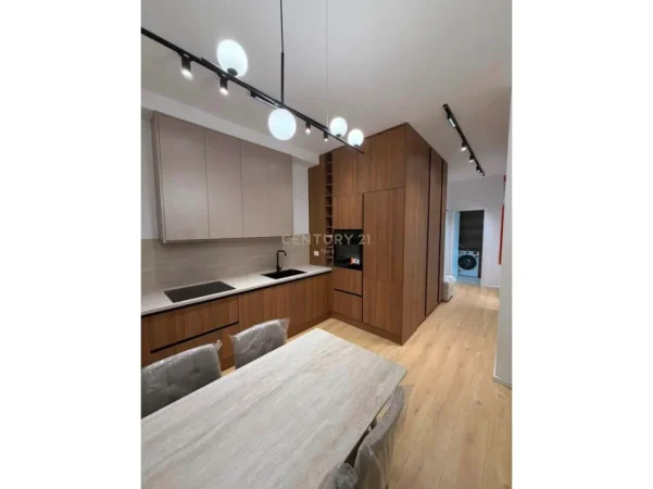 Tirane, jepet me qera apartament 1+1 Kati 2, 60 m² 550 € 