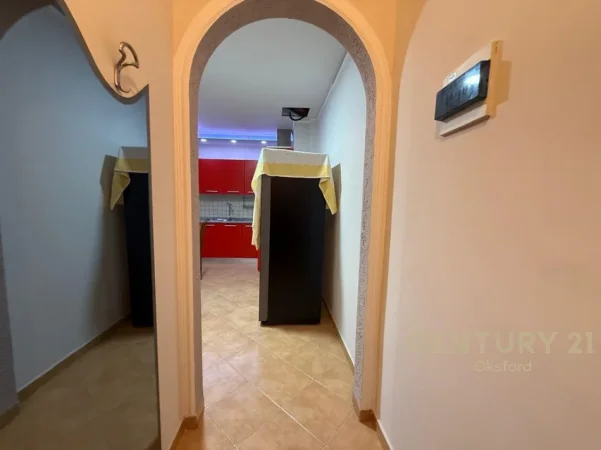 Tirane, jepet me qera apartament 1+1 Kati 3, 62 m² 500 € 