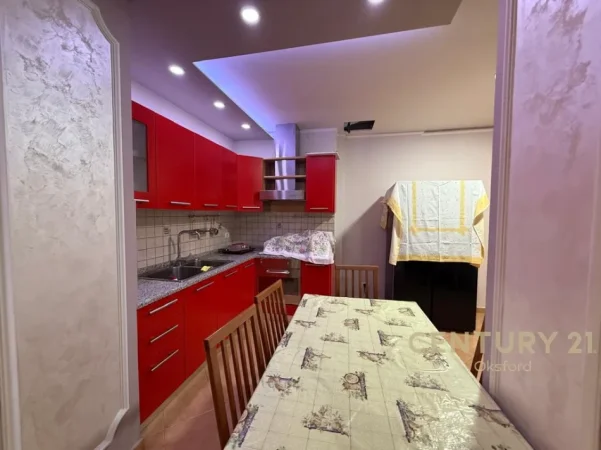 Tirane, jepet me qera apartament 1+1 Kati 3, 62 m² 500 € 