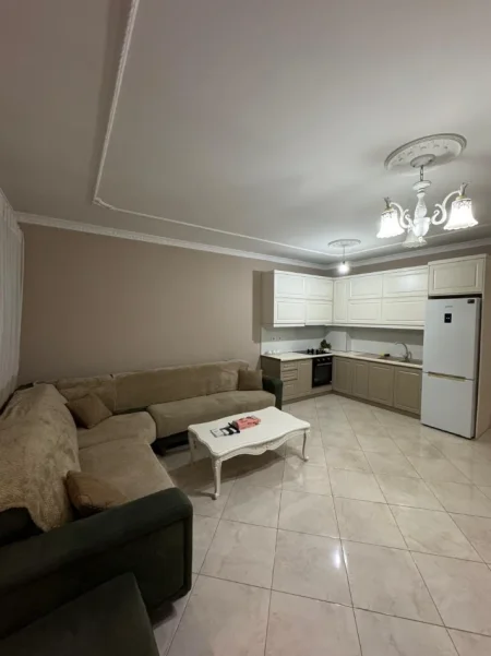 Tirane, jepet me qera apartament 2+1+Ballkon Kati 1, 125 m², Astir, 65.000 Leke/Muaj