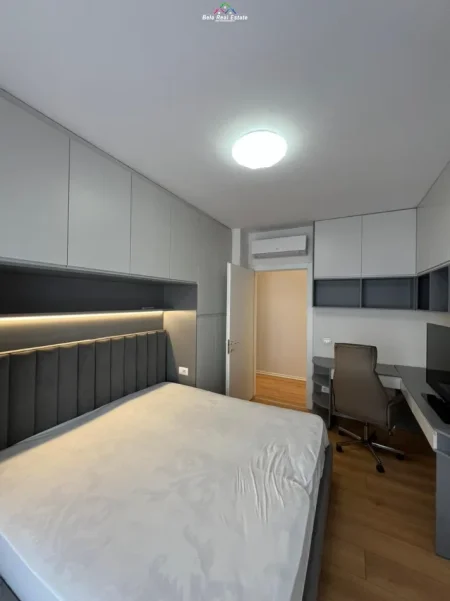 Tirane, jepet me qera apartament 2+1 Kati 9, 93 m² 800 € (5 Maji)