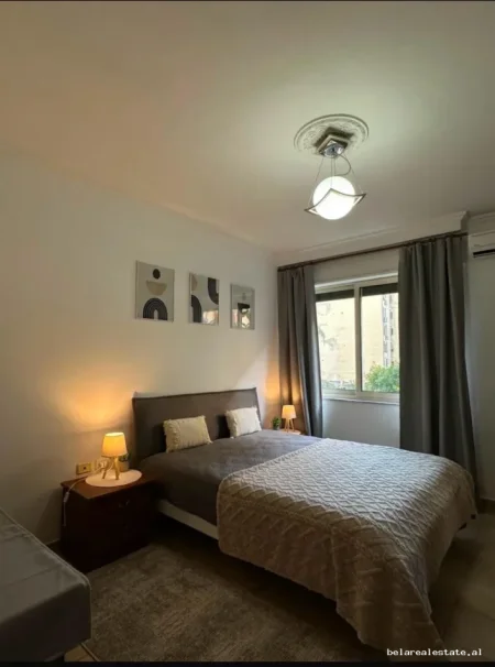 Tirane, jepet me qera apartament 1+1 Kati 3, 690 € 