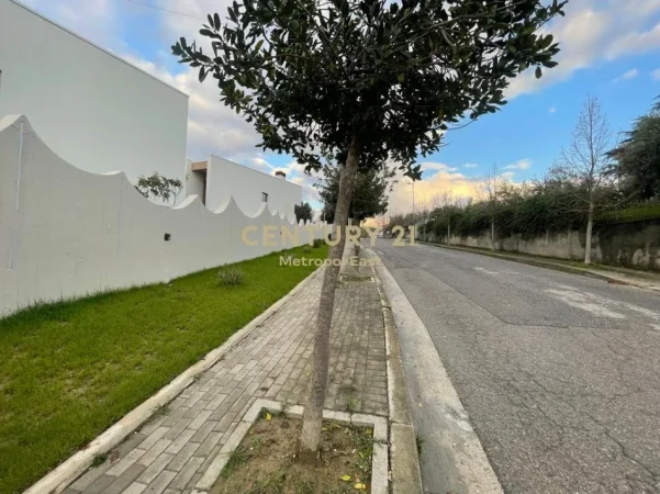 Shqiperi, shitet Vile Vile 3 Katshe Kati 3, 480 m² 695.000 € 