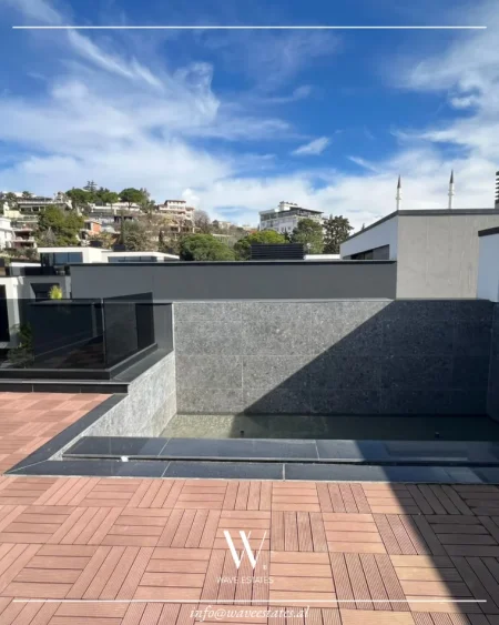 Durres, shitet Vile 4+1 , 330 m² 