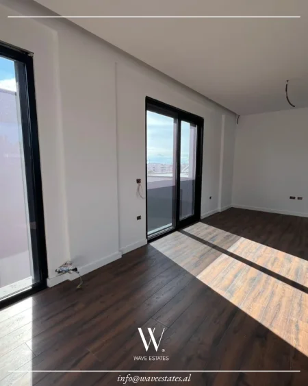 Durres, shitet Vile 4+1 , 330 m² 