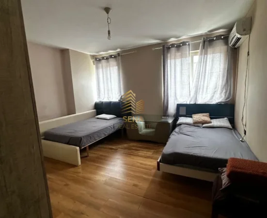 Tirane, jepet me qera apartament 2+1 Kati 3, 80 m² 500 € (Rruga Kongresi i Manastirit)