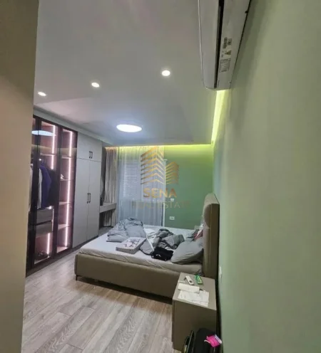 Tirane, jepet me qera apartament 2+1+Ballkon Kati 6, 91 m² 700 € (Rruga Dritan Hoxha)