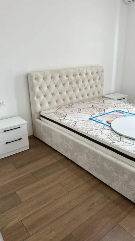 Tirane, jepet me qera apartament 2+1+Ballkon Kati 7, 120 m², Astir, Vila L, Çmimi: 60.000 Lekë/muaj