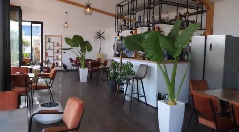 Kurbin, shitet aktivitet biznesi , 3.545 m² 450.000 € (Dalja Sanxhakut)