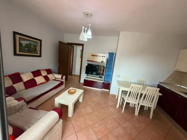 Tirane, jepet me qera apartament 1+1+Ballkon Kati 6, 65 m² 500 € (Ish Tregu Elektrik/Ali Demi)