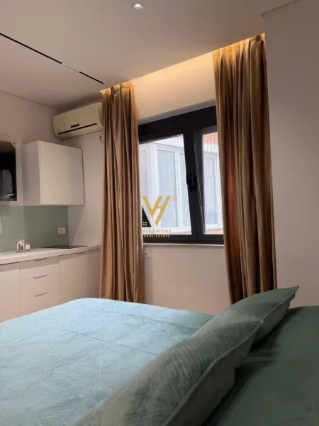 Tirane, jepet me qera garsonier 1+1 , 56 m² 1.500 € (QENDER 15 KATESHI)