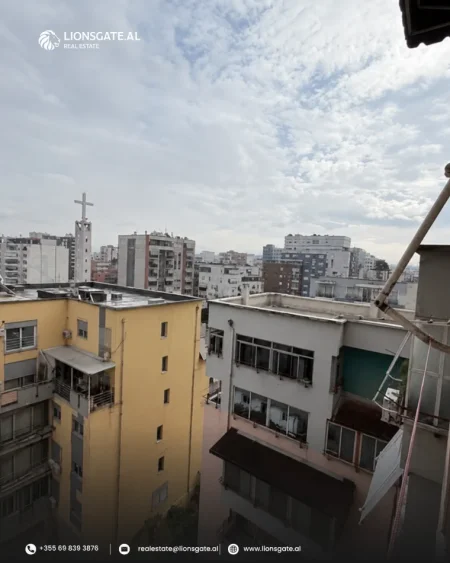 Tirane, jap me qera 2+1 , 80 m² 600 € 