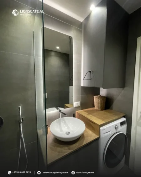 Tirane, jap me qera apartament 2+1+Ballkon , 80 m² 700 € 