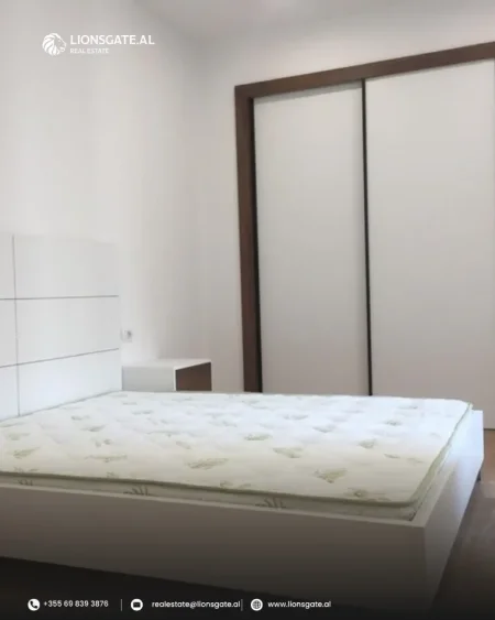 Tirane, jap me qera apartament 2+1+Aneks+Ballkon , 700 € 