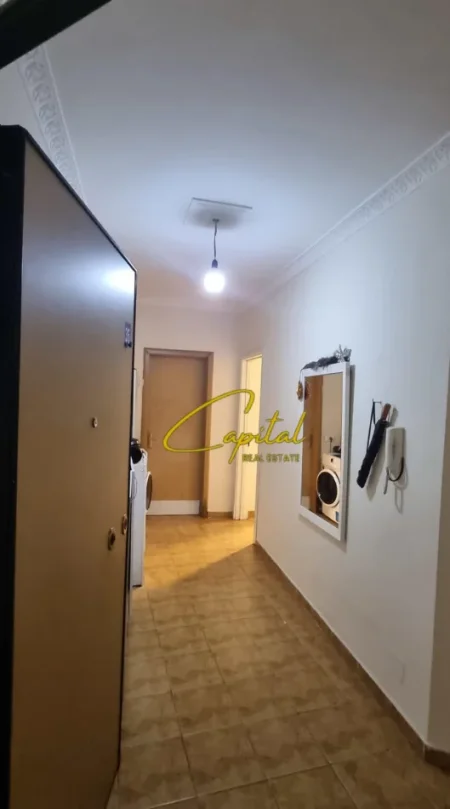 Tirane, jepet me qera apartament 2+1 Kati 8, 95 m² 500 € (ASTIR)