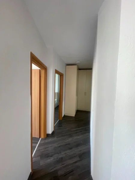 Tirane, jepet me qera apartament 2+1 Kati 3, 95 m² 155.000 € (Astir)