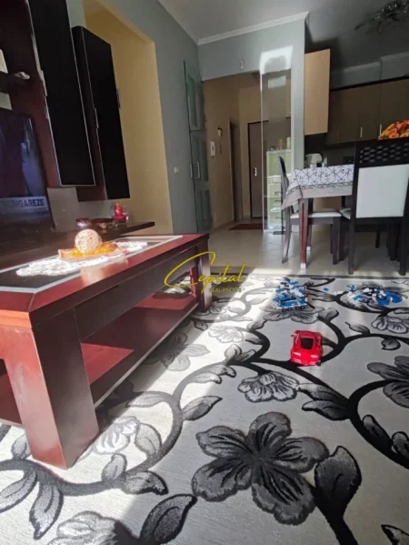 Tirane, jepet me qera apartament 2+1 Kati 2, 105 m² 800 € (KOPSHTI BOTANIK)