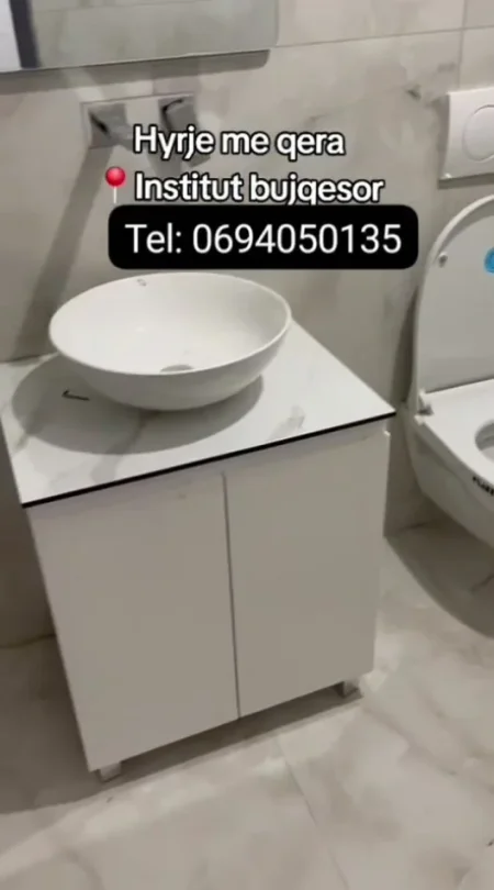 Tirane, jepet me qera apartament 1+1 Kati 1, 50 m² 250 € (Instituti Bujqësor)