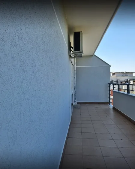 Tirane, jepet me qera apartament 1+1+Ballkon Kati 6, 1 m² 40.000 € 